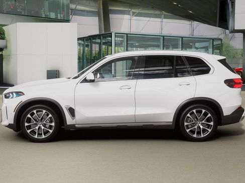 New 2026 BMW X5 xDrive40i image 4