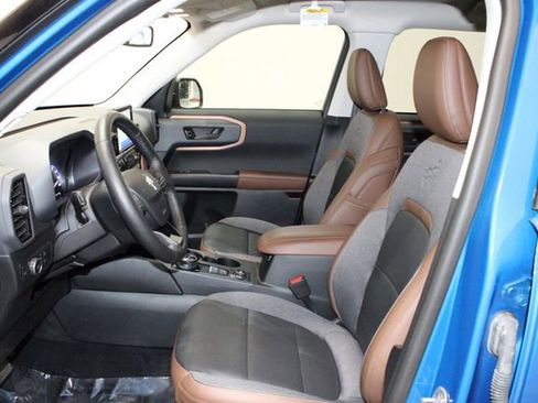 Used 2022 Ford Bronco Sport Outer Banks image 11