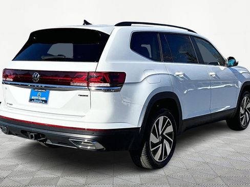 Used 2024 Volkswagen Atlas SE image 5
