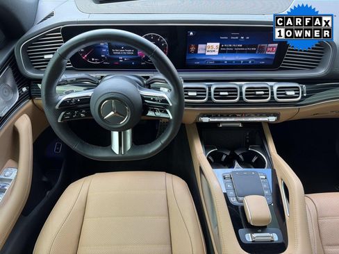 Certified 2025 Mercedes-Benz GLS 450 4MATIC image 31