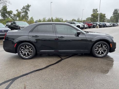 Used 2016 Chrysler 300 S AWD/4WD image 8