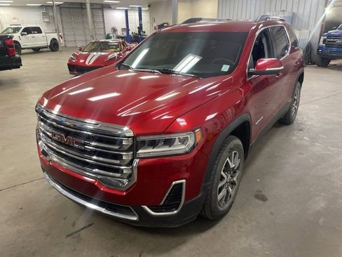 Used 2022 GMC Acadia SLE w/ Driver Convenience Package image 2