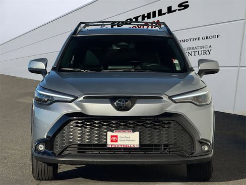 Certified 2024 Toyota Corolla Cross XSE image 2
