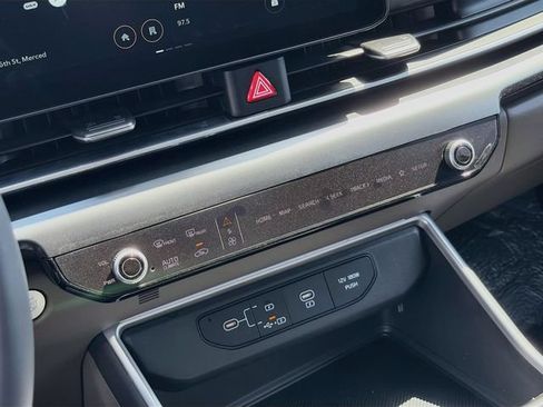 New 2026 Kia Carnival LXS FWD image 15