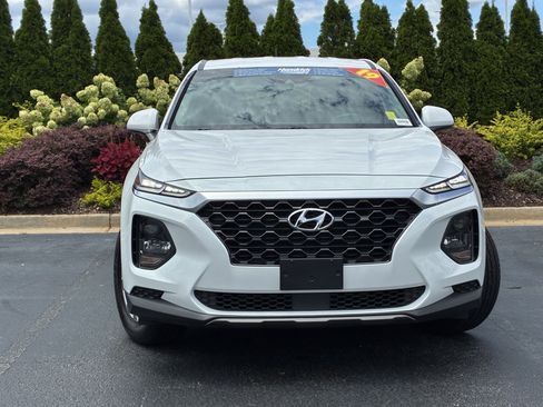 Used 2019 Hyundai Santa Fe SE FWD image 5