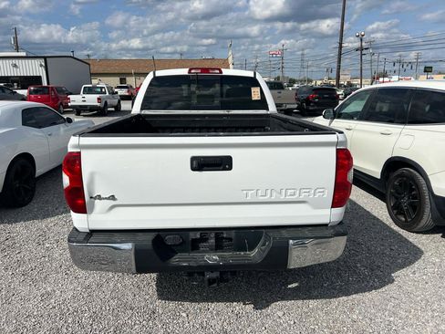 Used 2019 Toyota Tundra SR5 w/ SR5 Upgrade Package AWD/4WD image 2