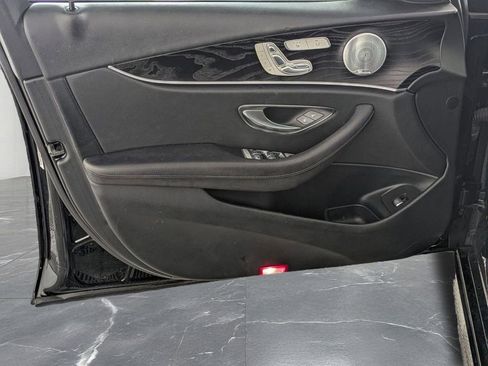 Used 2018 Mercedes-Benz E 300 image 13
