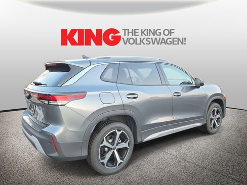 New 2026 Volkswagen Tiguan SE image 3