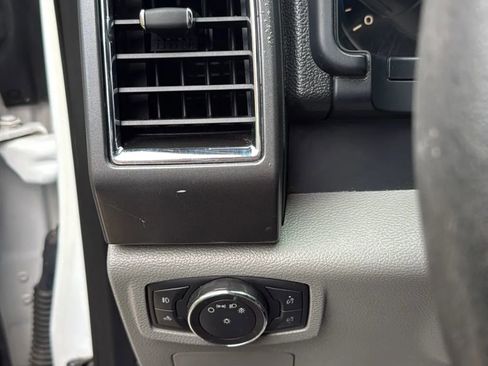 Used 2016 Ford F150 XLT w/ Trailer Tow Package AWD/4WD image 13