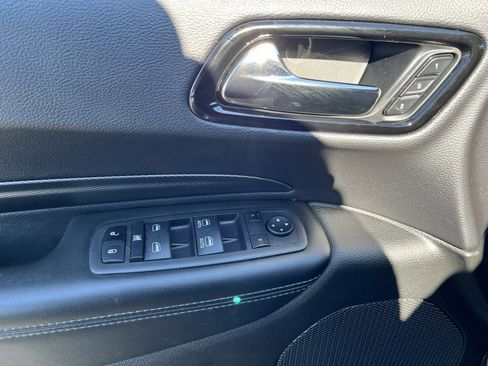 Used 2022 Dodge Durango GT image 19