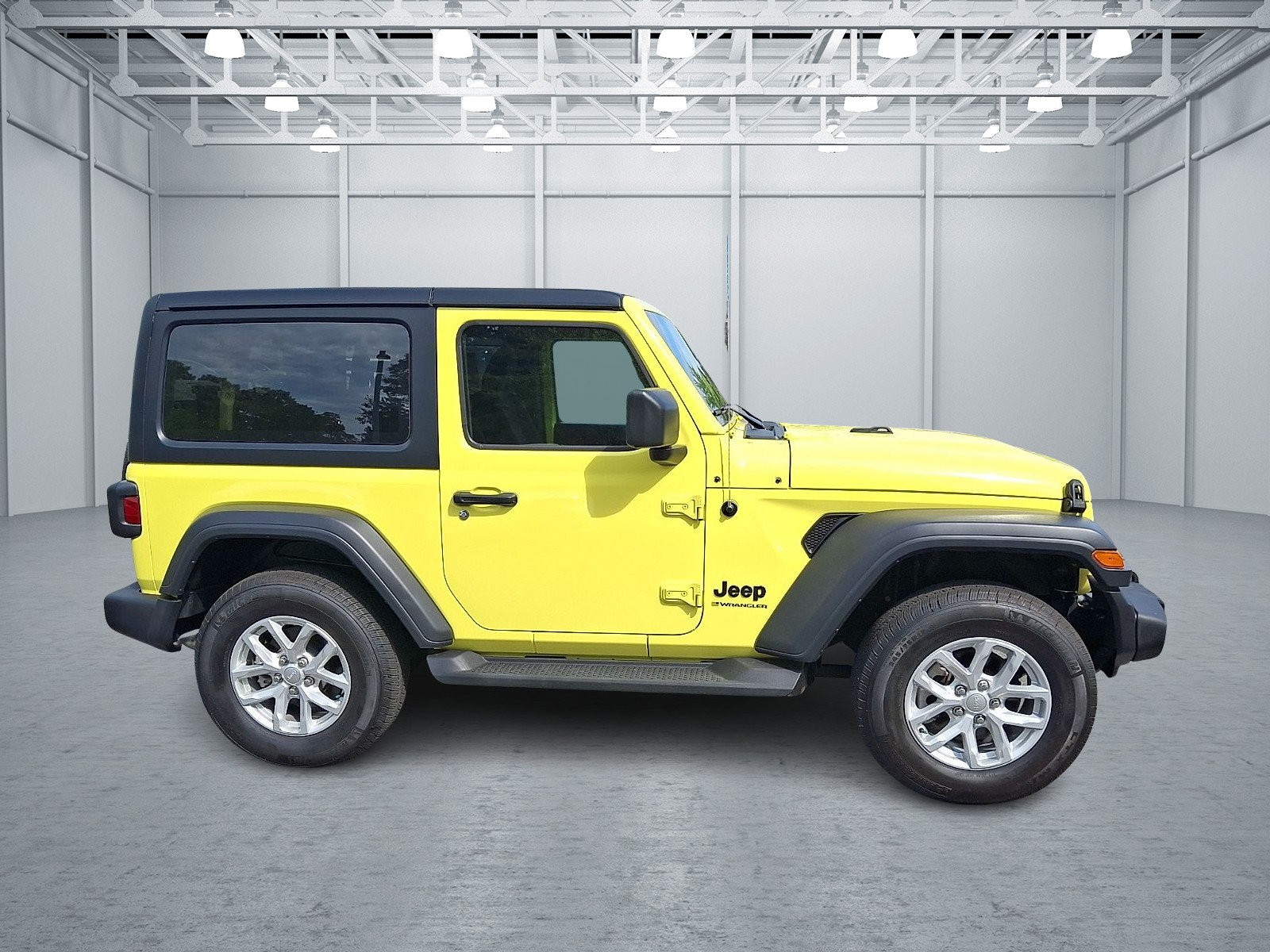Used 2023 Jeep Wrangler Sport AWD/4WD image 7