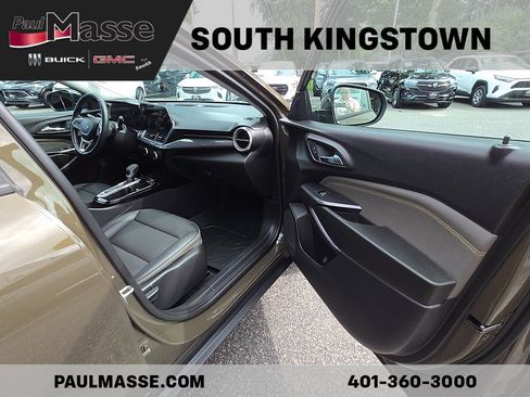 Used 2024 Chevrolet Trax ACTIV w/ Driver Confidence Package FWD image 24