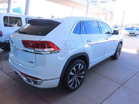 Used 2021 Volkswagen Atlas Cross Sport SEL Premium R-Line image 3