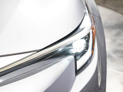 Used 2023 Toyota Corolla LE image 8