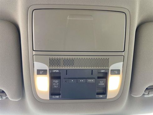 Used 2020 Acura MDX FWD image 20