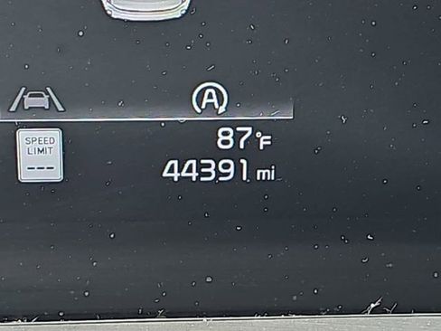 Used 2025 Kia Telluride EX X-Line AWD/4WD image 16