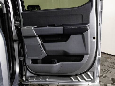 Used 2022 Ford F150 XLT w/ Trailer Tow Package image 35