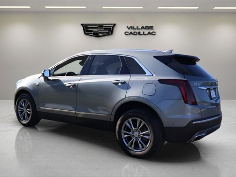 Used 2023 Cadillac XT5 Premium Luxury w/ Technology Package image 3