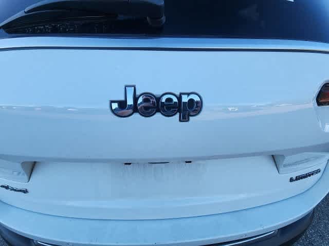 Used 2023 Jeep Grand Cherokee L Limited AWD/4WD image 12