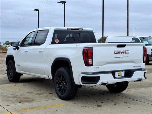 New 2026 GMC Sierra 1500 Elevation image 3
