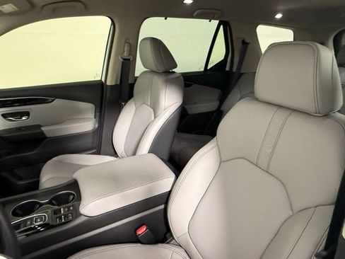 Used 2025 Honda Pilot EX-L image 31