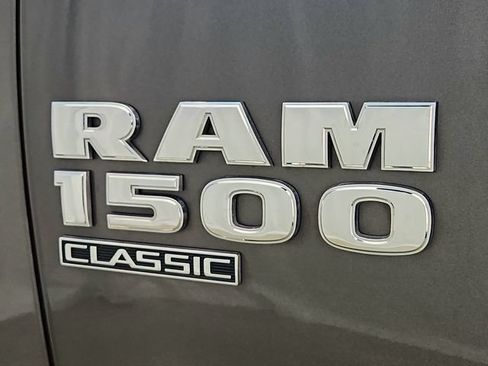 Used 2022 RAM 1500 Classic SLT w/ Electronics Group AWD/4WD image 32