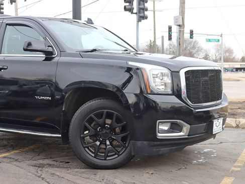Used 2019 GMC Yukon SLT image 4