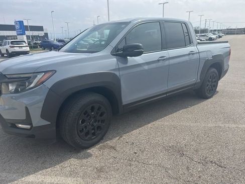 Used 2023 Honda Ridgeline Black Edition image 4