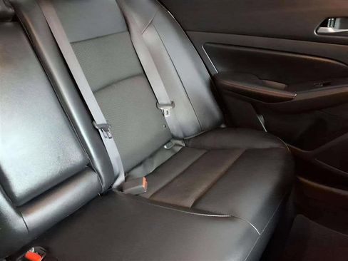 Used 2021 Nissan Altima 2.5 SR image 18