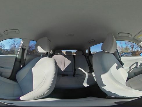 Used 2025 Hyundai Kona SEL image 40