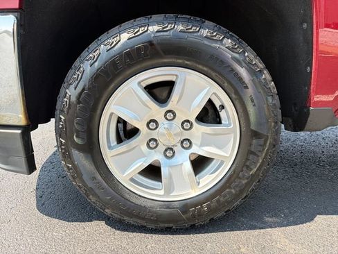 Used 2018 Chevrolet Silverado 1500 LT w/ All Star Edition AWD/4WD image 11