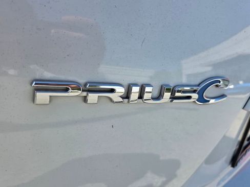 Used 2017 Toyota Prius C Three FWD image 15
