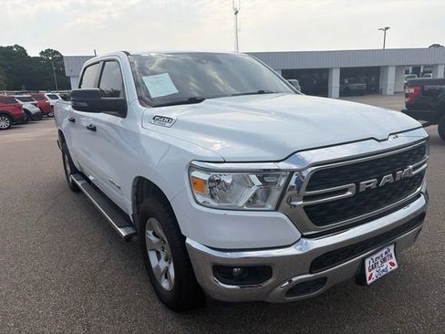 Used 2024 RAM 1500 Lone Star RWD image 2