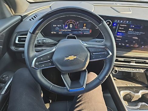 Used 2026 Chevrolet Traverse High Country w/ LPO, Floor Liner Package AWD/4WD image 21