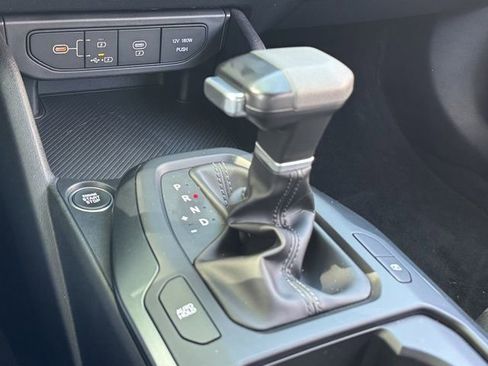 Used 2025 Kia K4 FWD image 18