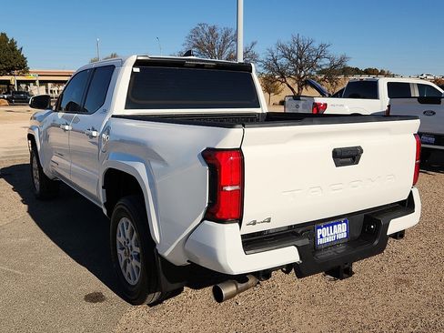 Used 2024 Toyota Tacoma SR5 image 2