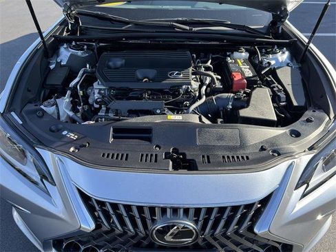 Certified 2024 Lexus ES 250 w/ Premium Package image 24
