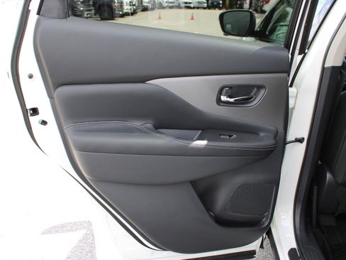 Used 2019 Nissan Murano SL w/ SL Technology Package AWD/4WD image 15