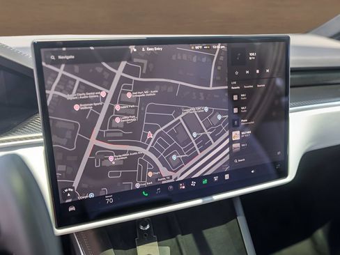Used 2022 Tesla Model X Plaid AWD/4WD image 15