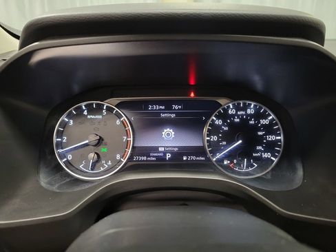 Used 2025 Nissan Rogue SV FWD image 15