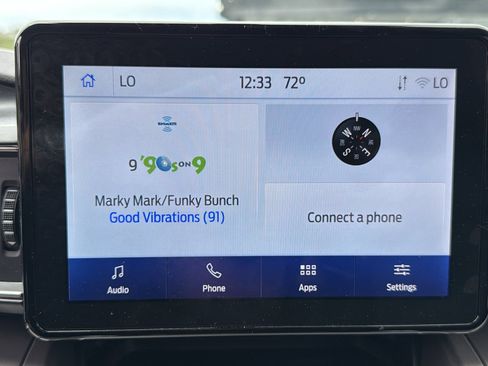 Used 2022 Ford Explorer XLT w/ Equipment Group 202A image 19