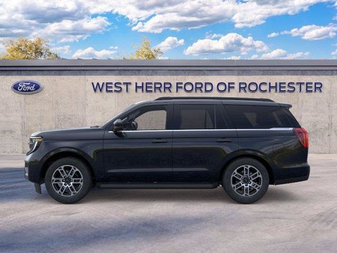 Used 2026 Ford Expedition Active AWD/4WD image 4