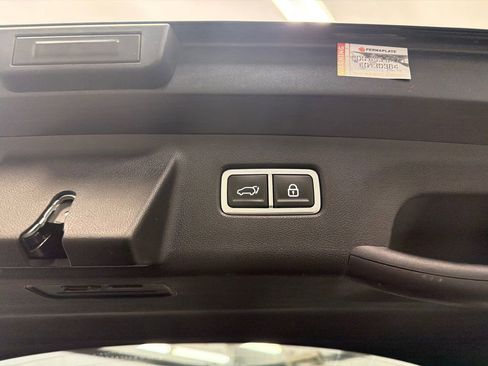 Used 2023 Kia Sorento SX AWD/4WD image 20