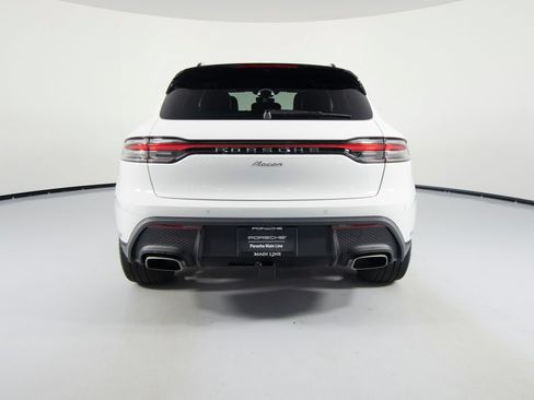 New 2026 Porsche Macan AWD/4WD image 9