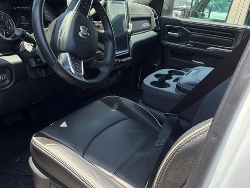 Used 2024 RAM 3500 Laramie AWD/4WD image 5