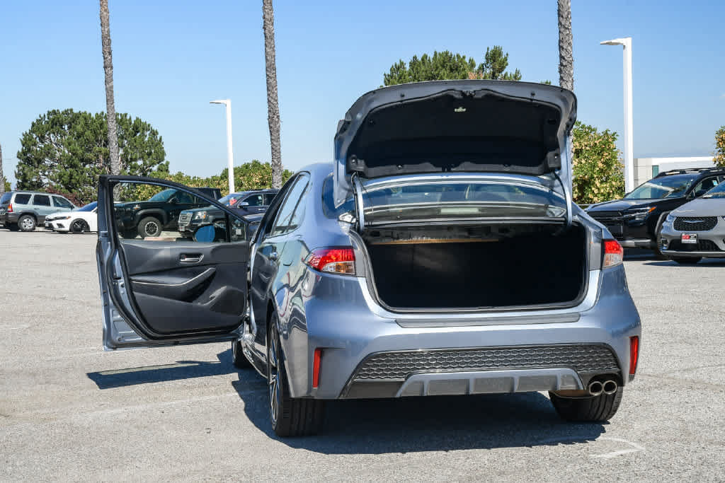 Used 2021 Toyota Corolla SE w/ Carpet Mat Package (TMS) FWD image 25