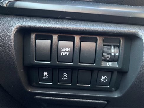 Used 2022 Subaru Forester AWD/4WD image 23