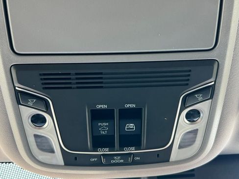 Used 2025 Honda Ridgeline RTL image 35