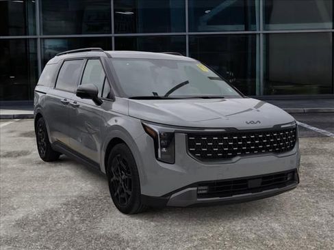 Used 2026 Kia Carnival SX w/ SX Dark Edition Package image 1