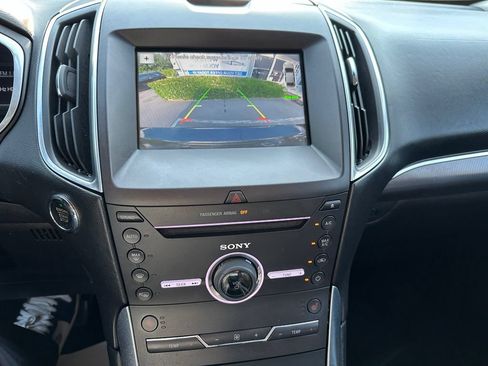 Used 2016 Ford Edge Titanium w/ Technology Package AWD/4WD image 14
